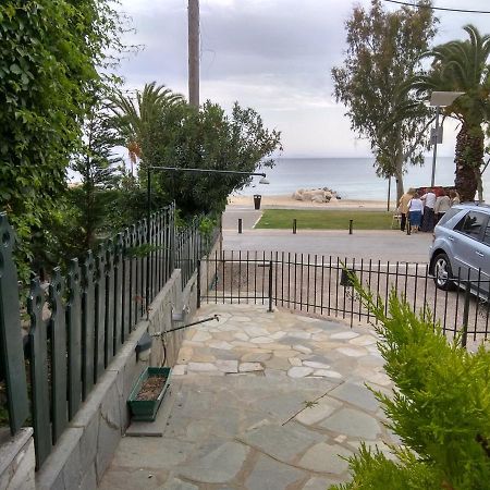 Cute Maisonette No2 On Coastal Sidewalk Nikiti  Luaran gambar