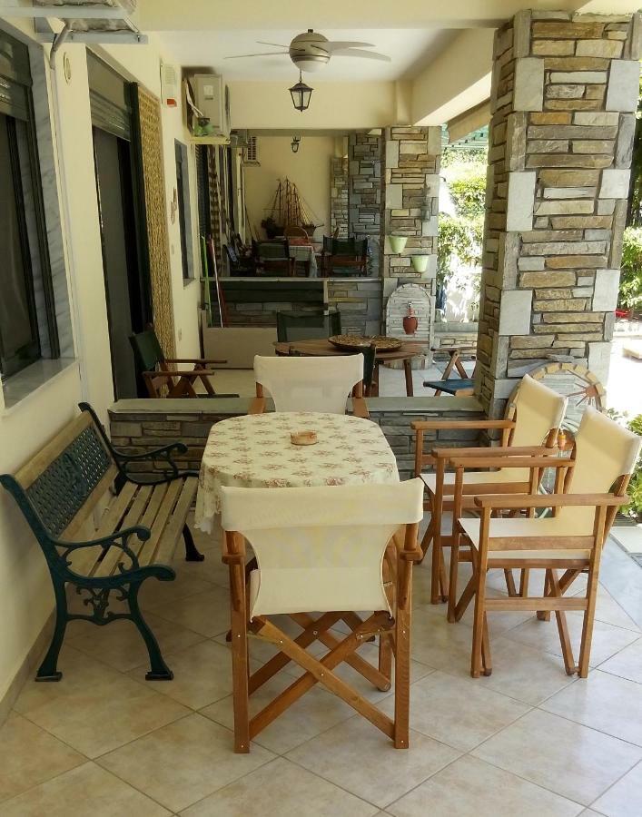 Cute Maisonette No2 On Coastal Sidewalk Nikiti  Luaran gambar